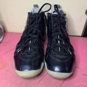 Nike Kids Sneakers Black and White
